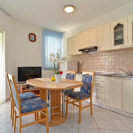 Apartments Mila 梅杜林 外观 照片